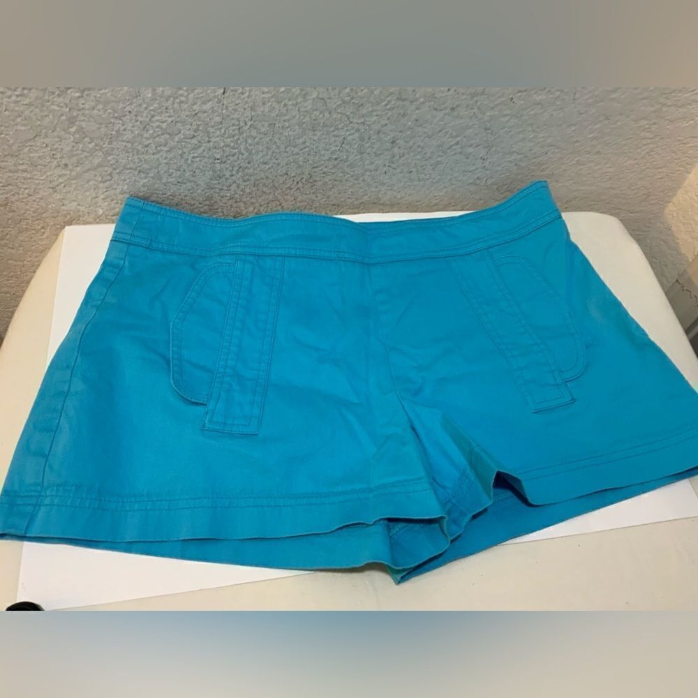 Trina Turk Shorts Size 8